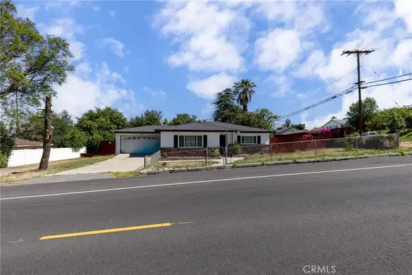 Grand Terrace, CA 92313,22892 Palm Avenue