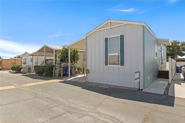 3319 Avalon #22, Jurupa Valley, CA 92509