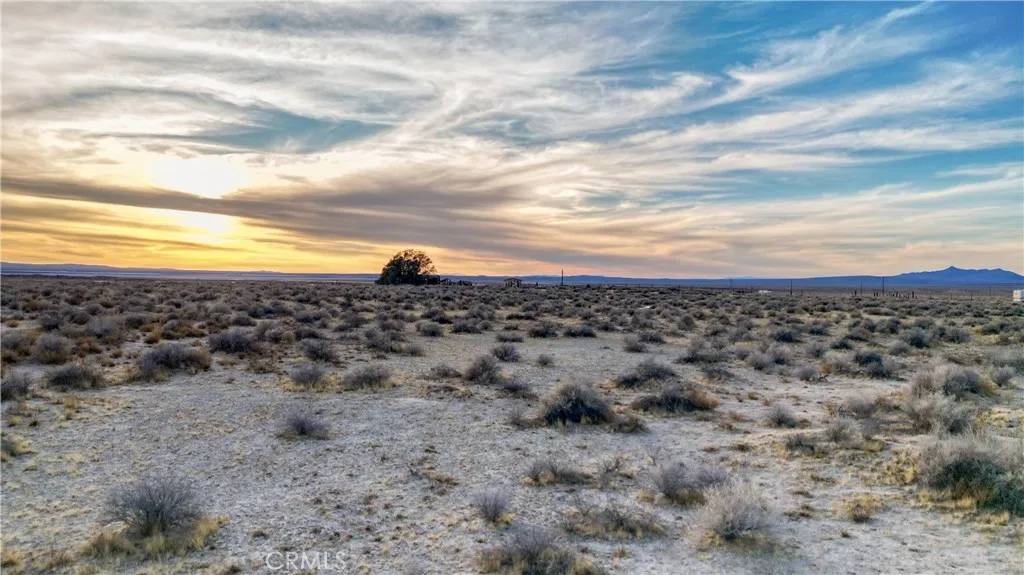 Hinkley, CA 92347,1 hinkley
