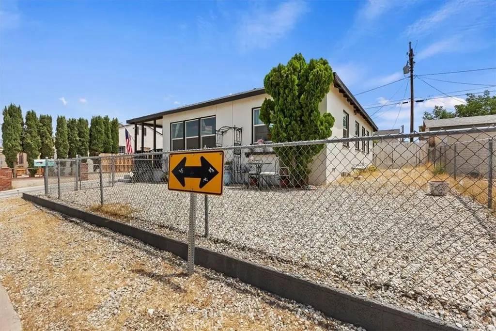 Barstow, CA 92311,112 W Grandview Drive