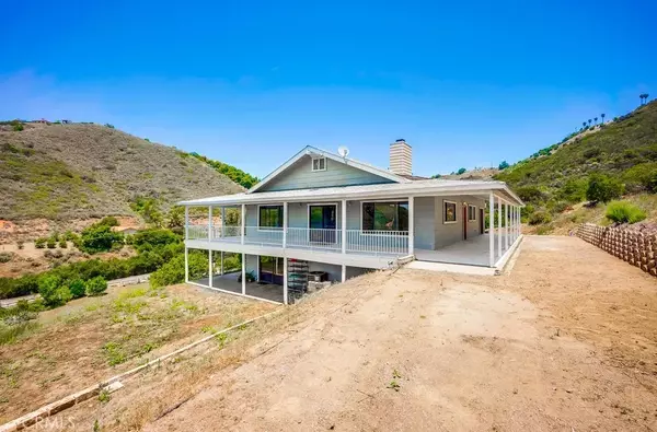 Temecula, CA 92590,44196 La Cruz Drive