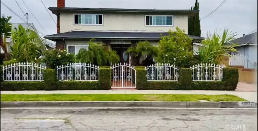 4127 W 130th Street, Hawthorne, CA 90250