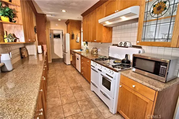 Glendora, CA 91741,358 N Grand Avenue