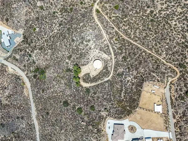 Perris, CA 92570,0 Onaknoll