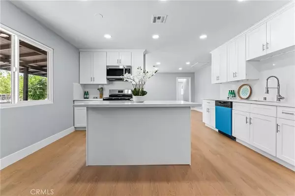 Hesperia, CA 92345,10352 Lincoln Avenue