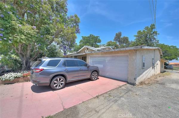 645 N Maple Avenue, Fontana, CA 92336