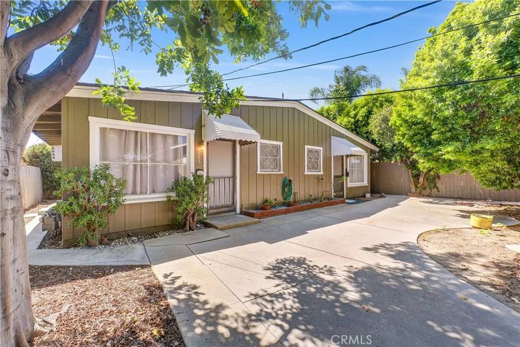 263 S 3rd Avenue, Upland, CA 91786