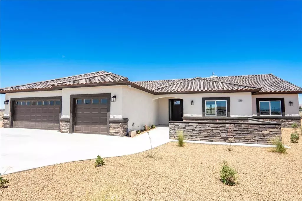 Apple Valley, CA 92307,15323 Turquoise Rd