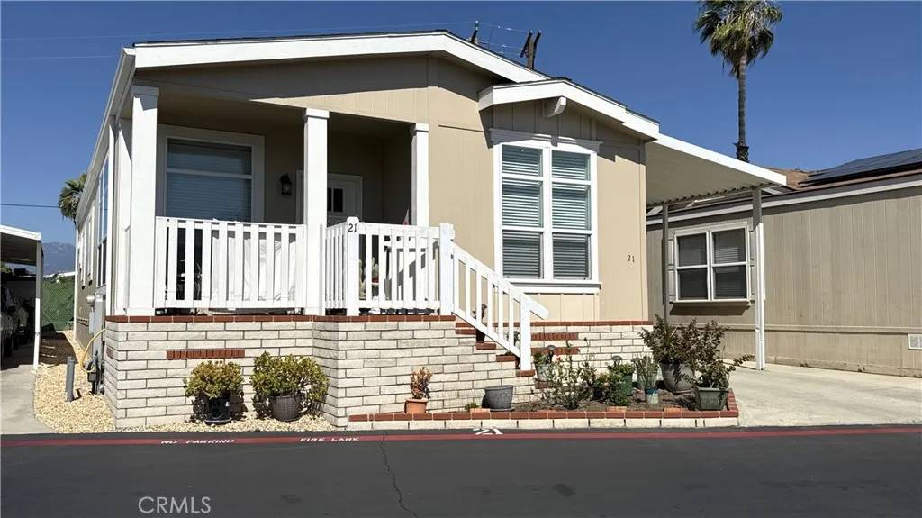 1445 W Florida #21, Hemet, CA 92543
