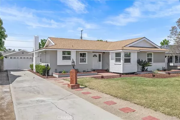1514 E Palm Avenue, Orange, CA 92866