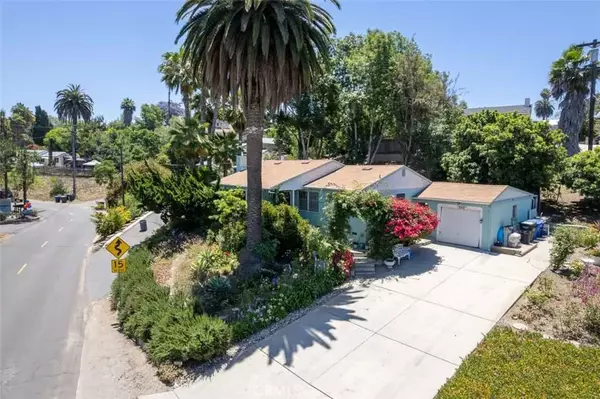 Vista, CA 92083,869 Phillips Street