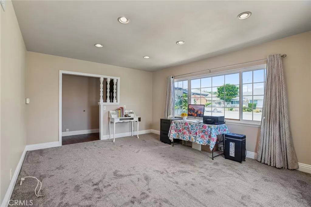 Covina, CA 91723,481 S Cedar Drive