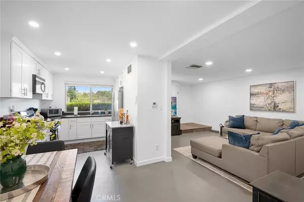 3827 W Avenue 41 #5, Los Angeles, CA 90065