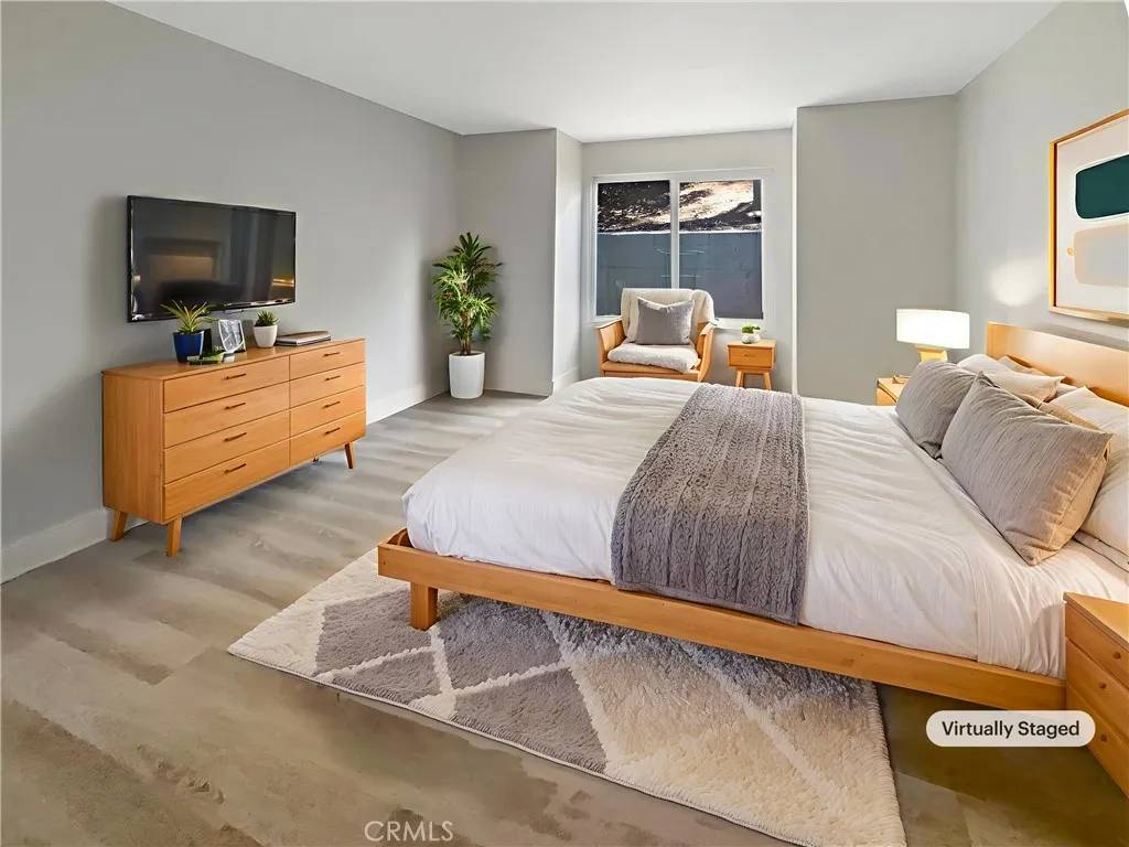 Escondido, CA 92029,1564 Tanglewood Lane #11