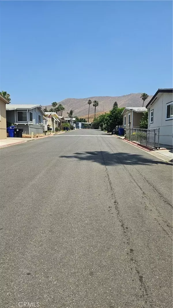 Riverside, CA 92509,4041 Pedley #128