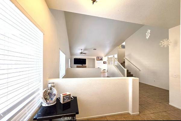 Victorville, CA 92392,13048 Evanston Street