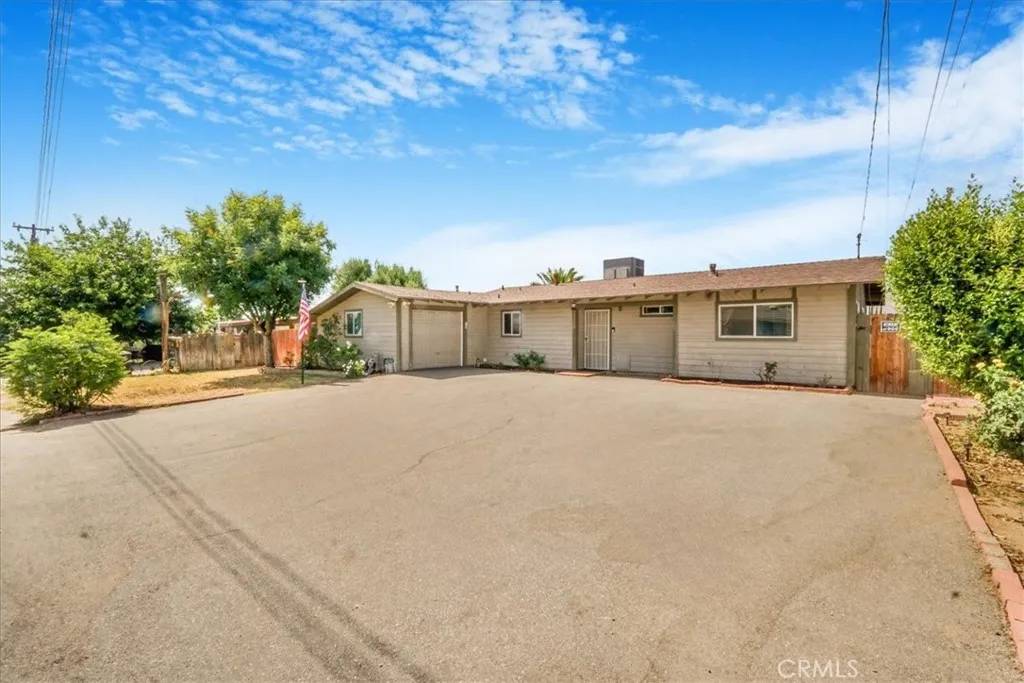 33962 Clark Lane, Yucaipa, CA 92399