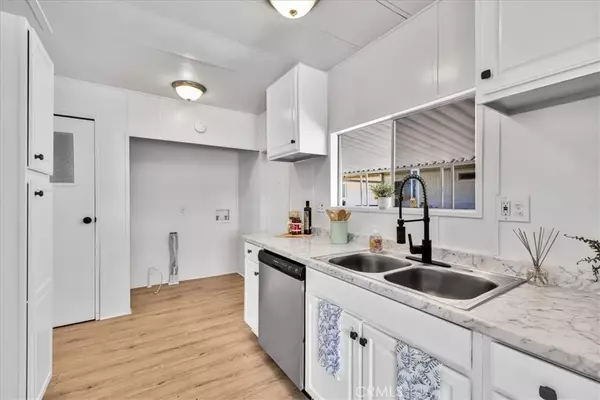 Yucca Valley, CA 92284,7425 Church #149