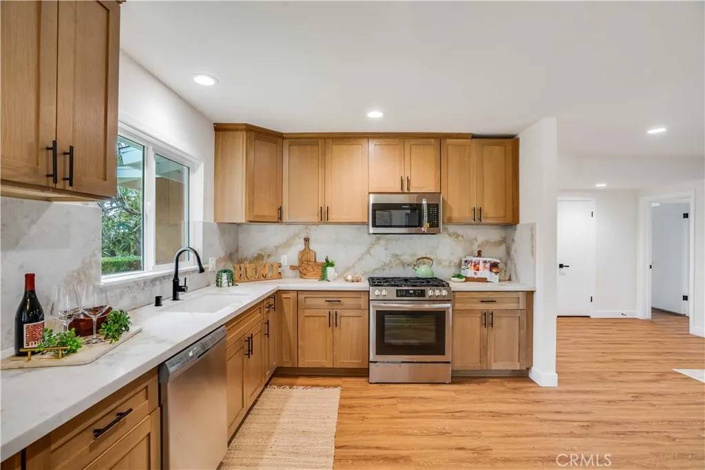 Sierra Madre, CA 91024,501 Crestvale Drive