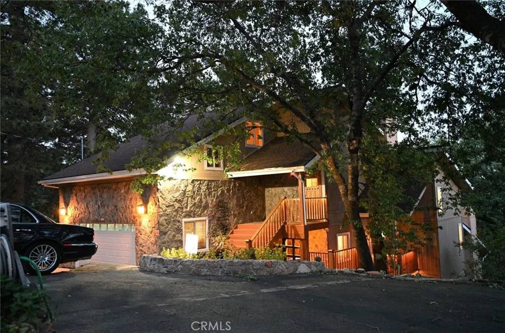 2461 Spring Oak Drive, Running Springs, CA 92382