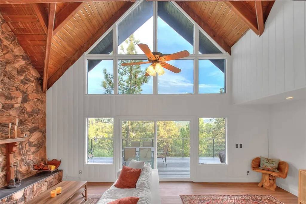 Lake Arrowhead, CA 92352,27723 Alpen Drive