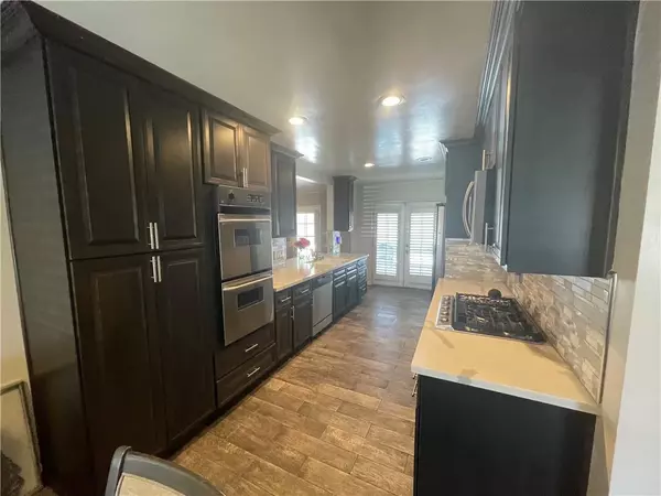 Anaheim, CA 92804,650 S Primrose Street