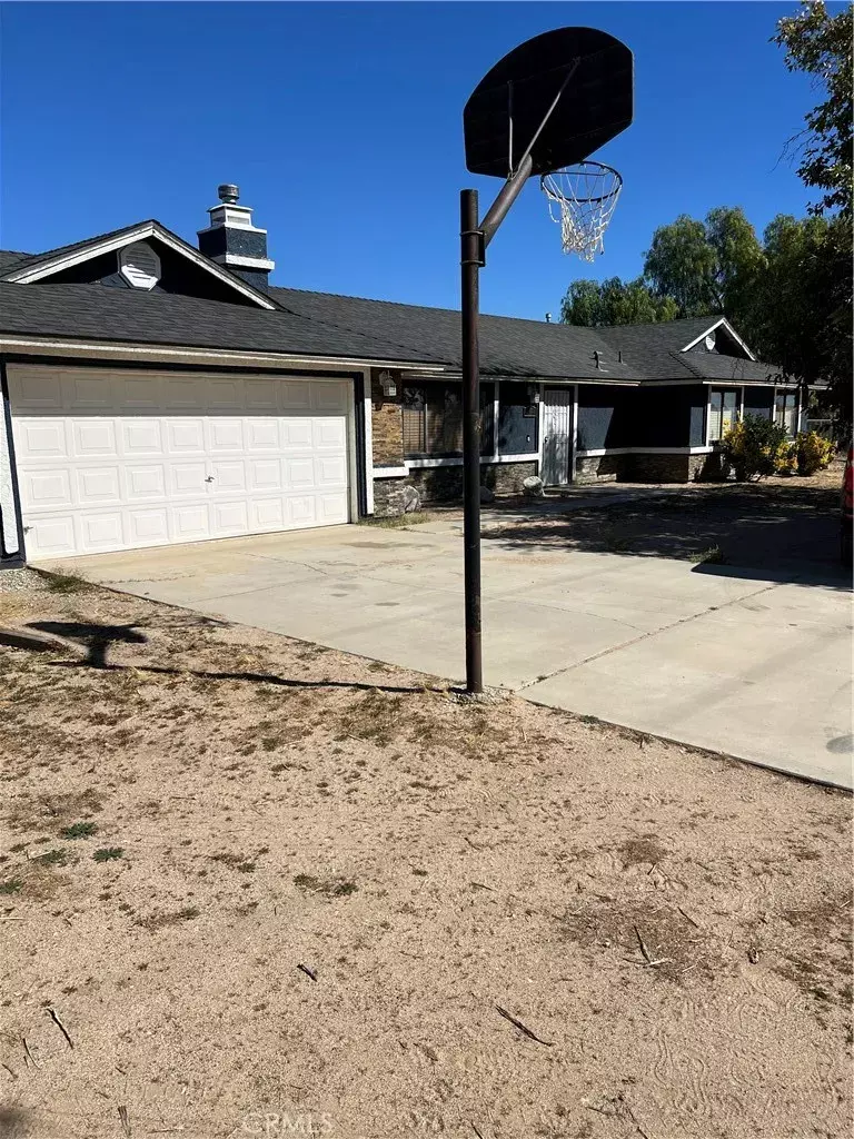 Victorville, CA 92392,10178 Olivine Road