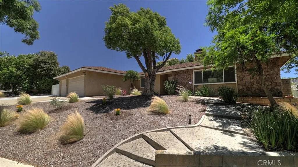 Claremont, CA 91711,108 Limestone Road