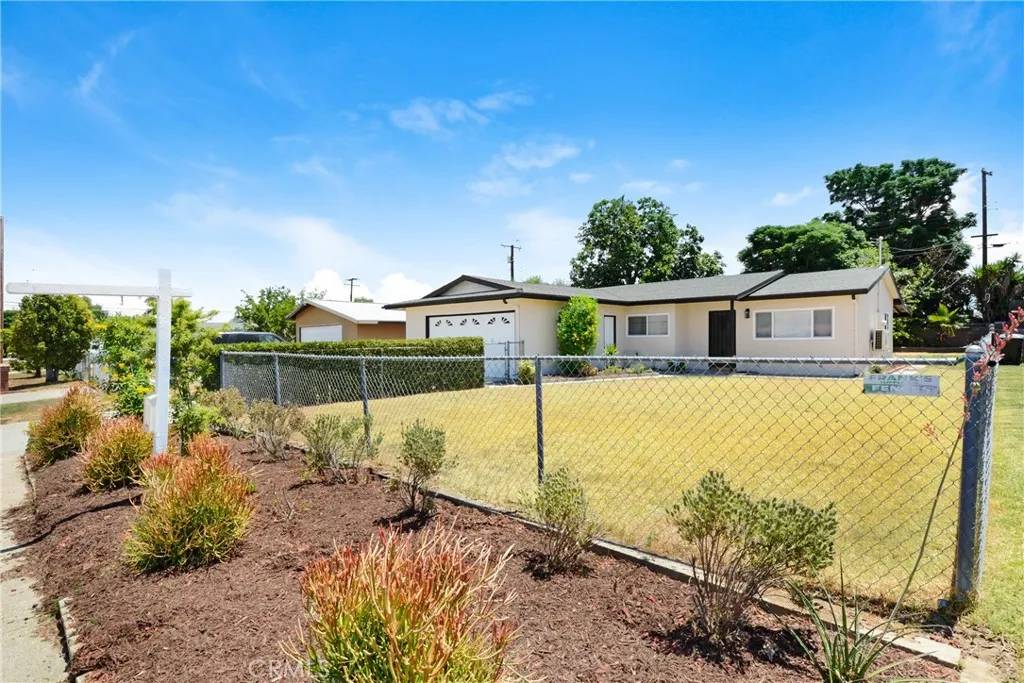 19435 Chaparral Street, Rialto, CA 92376