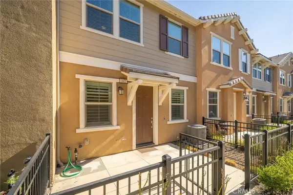 Fontana, CA 92336,16502 Casa Grande Avenue #102
