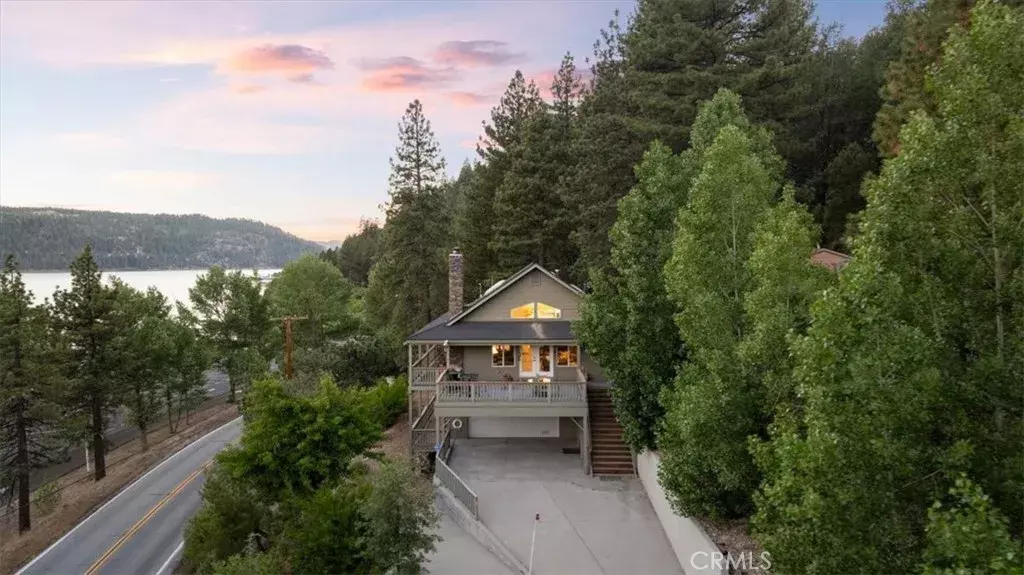 Fawnskin, CA 92333,38960 North Shore Drive