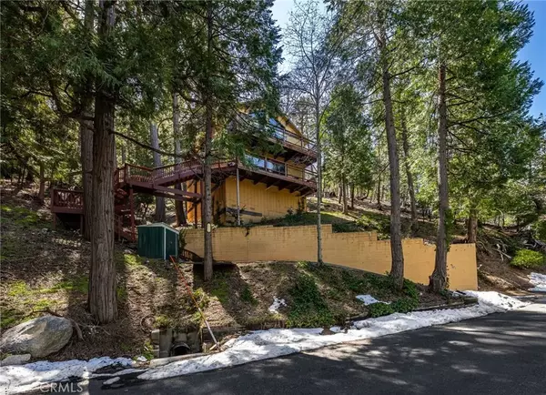 Crestline, CA 92325,24333 Horst Drive
