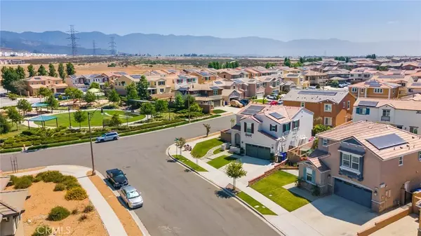 Fontana, CA 92336,4989 River Ash Way