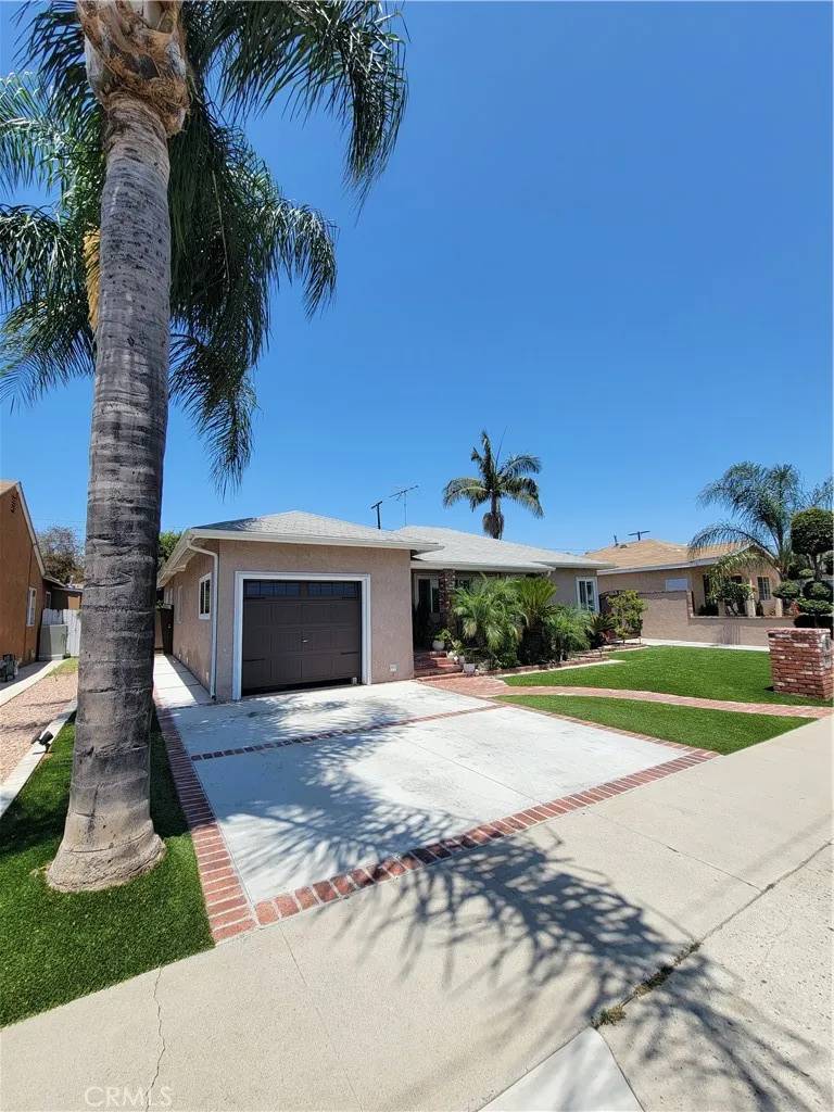 Norwalk, CA 90650,11521 Mclaren Street