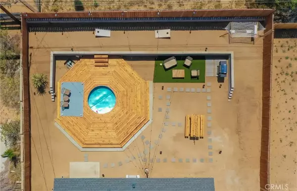 Joshua Tree, CA 92252,61539 Sunburst Drive