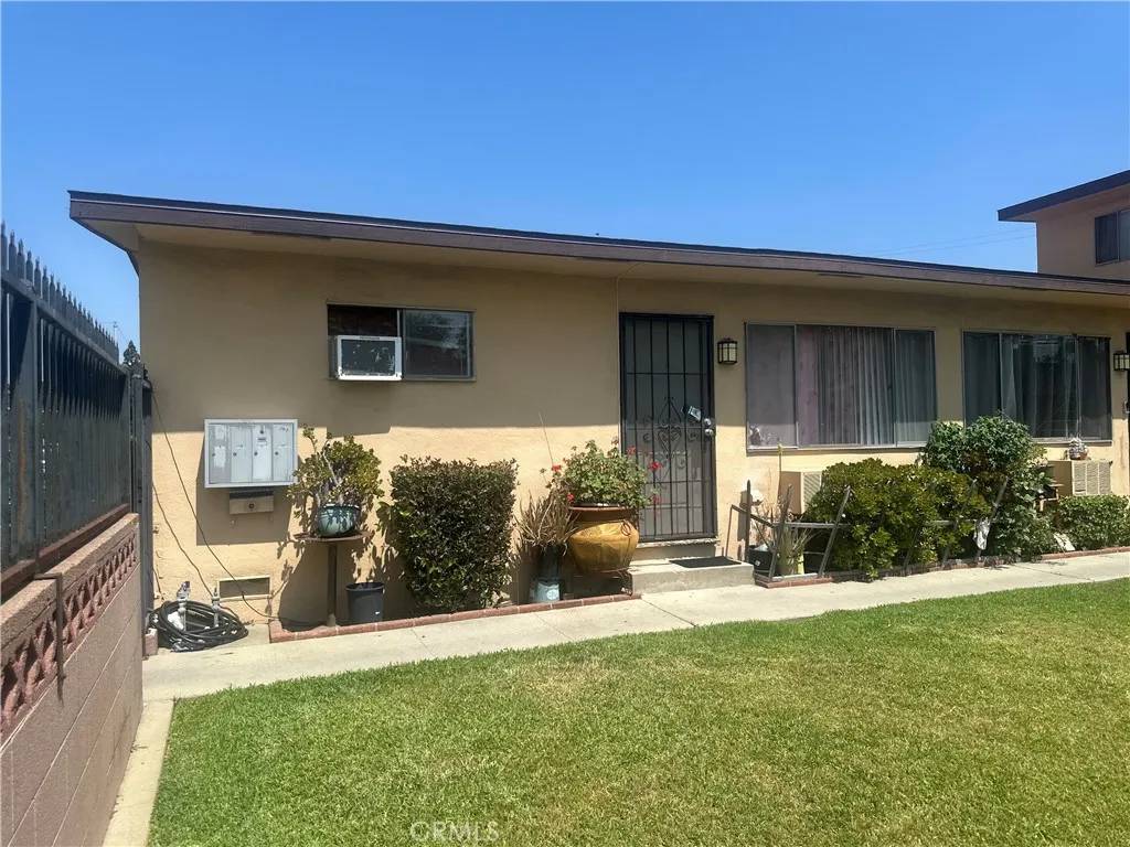 Montclair, CA 91763,5147 Canoga Street #A