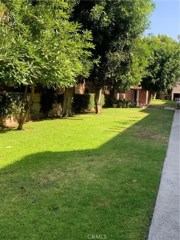 Santa Ana, CA 92703,1017 W Bishop Street #202