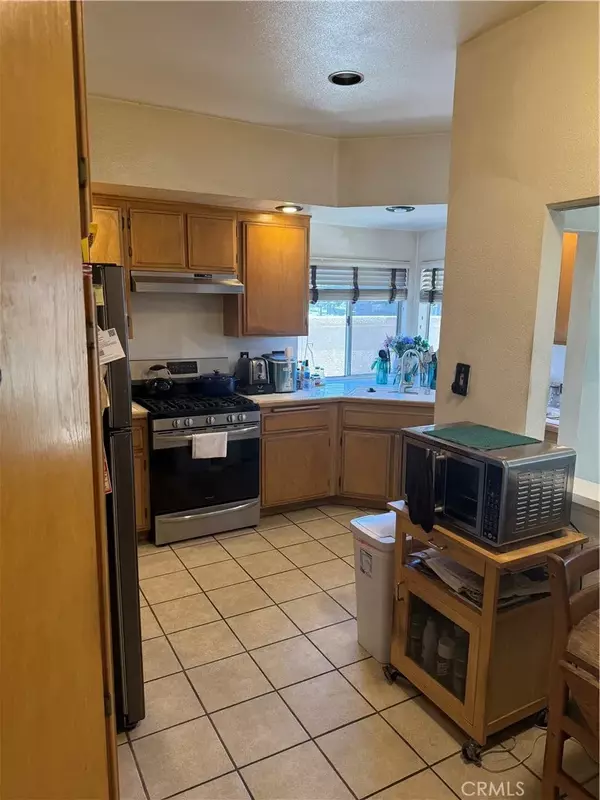 Ontario, CA 91761,2714 S Montego # E #E