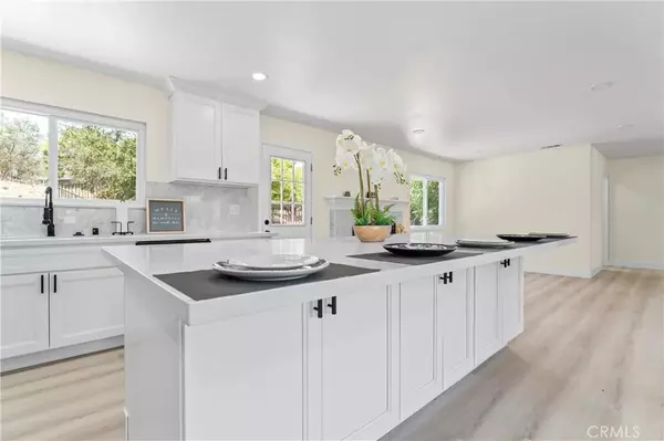 Yucaipa, CA 92399,10223 Cherry Croft Drive
