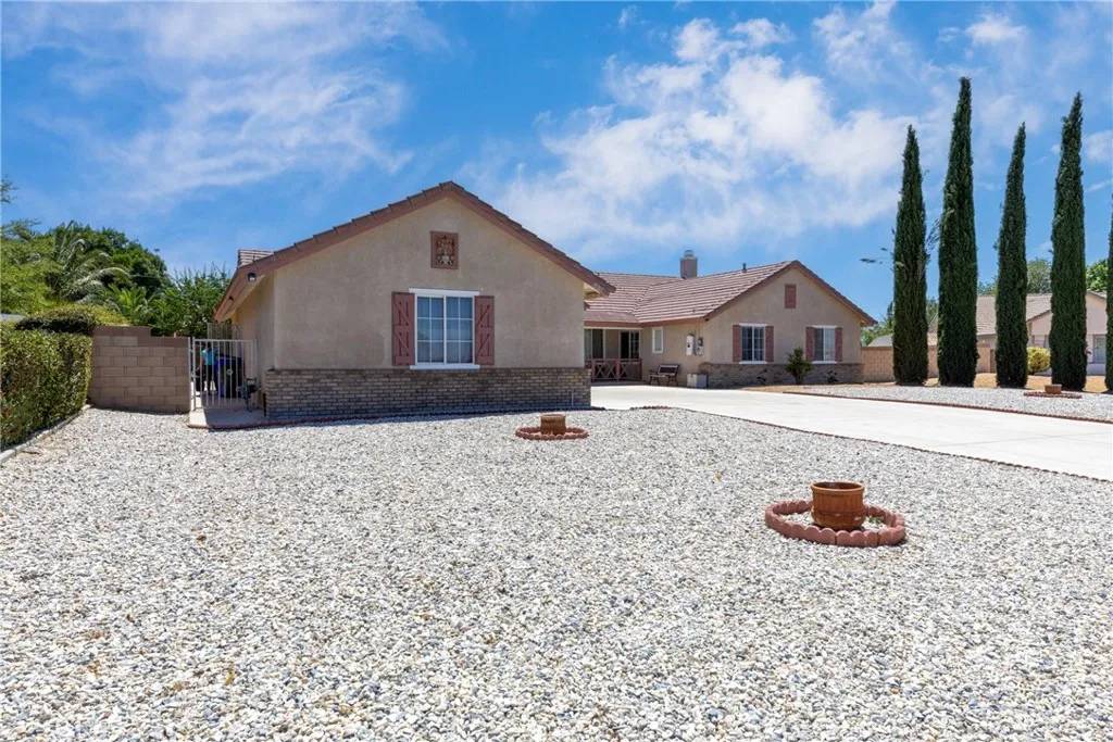 Apple Valley, CA 92308,13161 Mugu Court