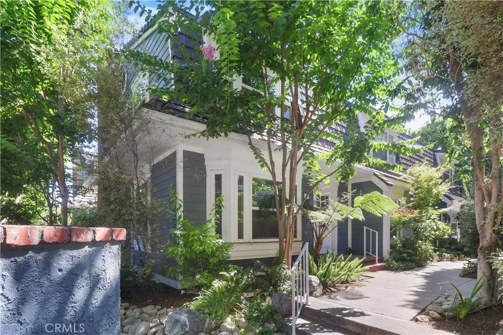 Pasadena, CA 91106,259 N Holliston Avenue #1