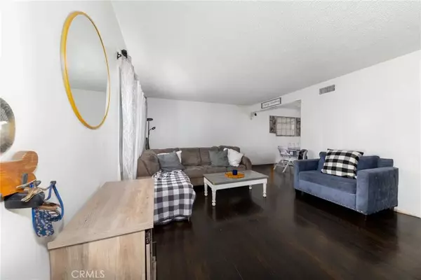 El Monte, CA 91732,5082 La Madera Avenue