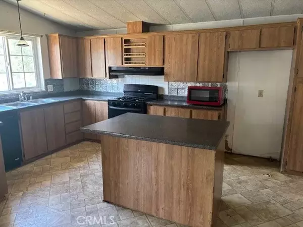 Corona, CA 92883,10220 Wrangler Way