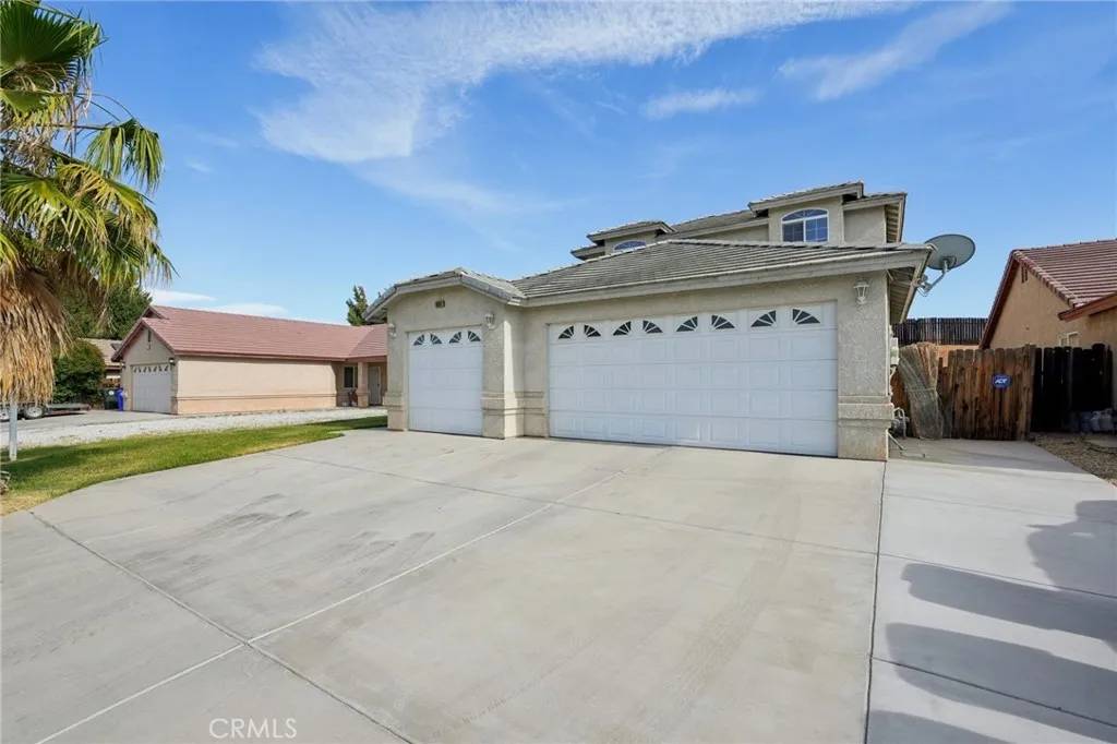 Victorville, CA 92395,16657 Country Ranch Court