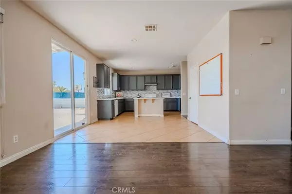 Victorville, CA 92392,11818 Forest Park Lane