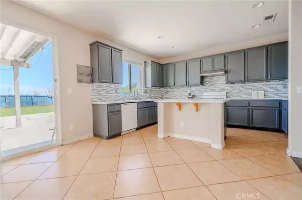 Victorville, CA 92392,11818 Forest Park Lane