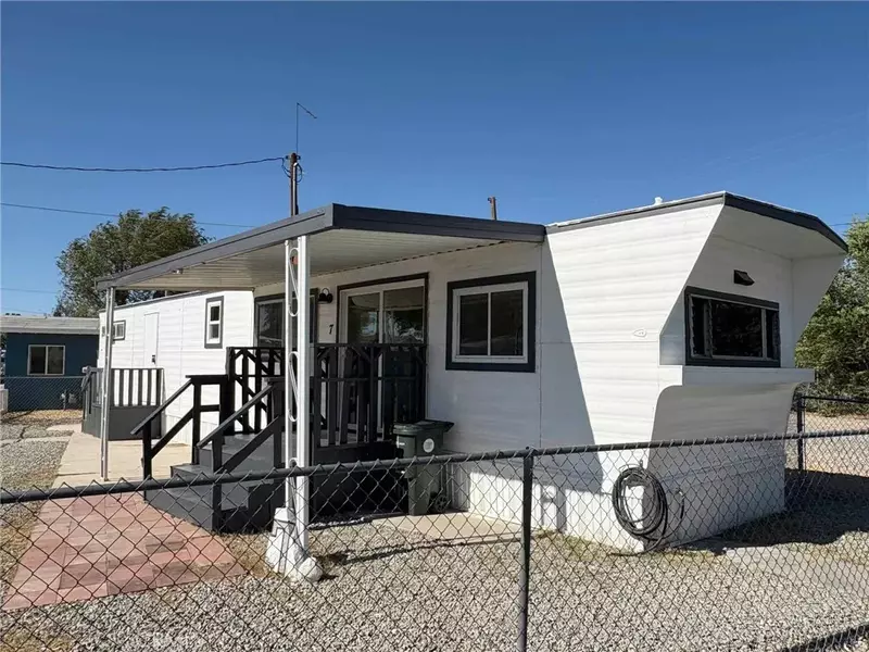 22325 US Highway 18 #7, Apple Valley, CA 92307