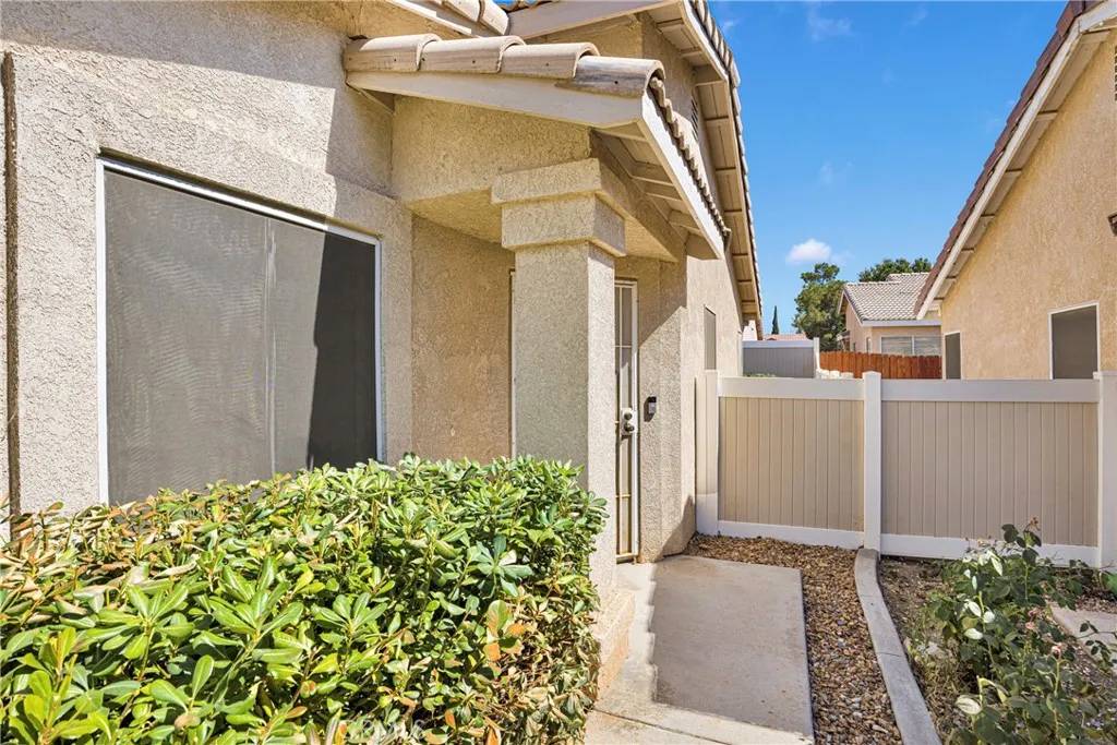 Victorville, CA 92394,14183 Gale Drive