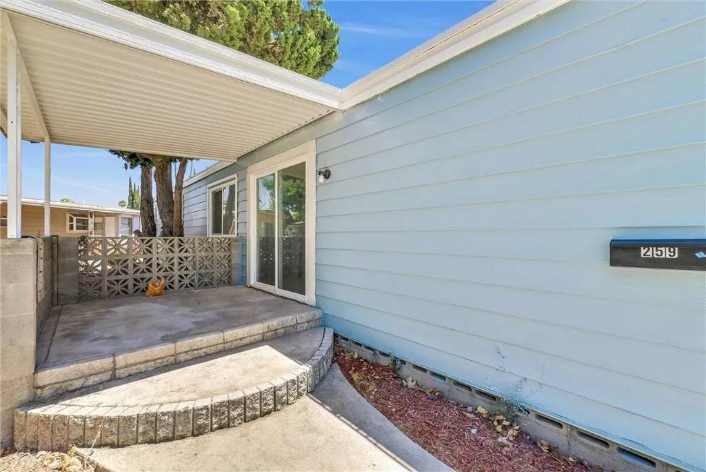 Eastvale, CA 91752,5800 Hamner #259