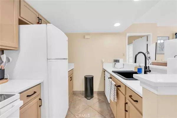 Ontario, CA 91761,3647 Oak Creek Drive #C